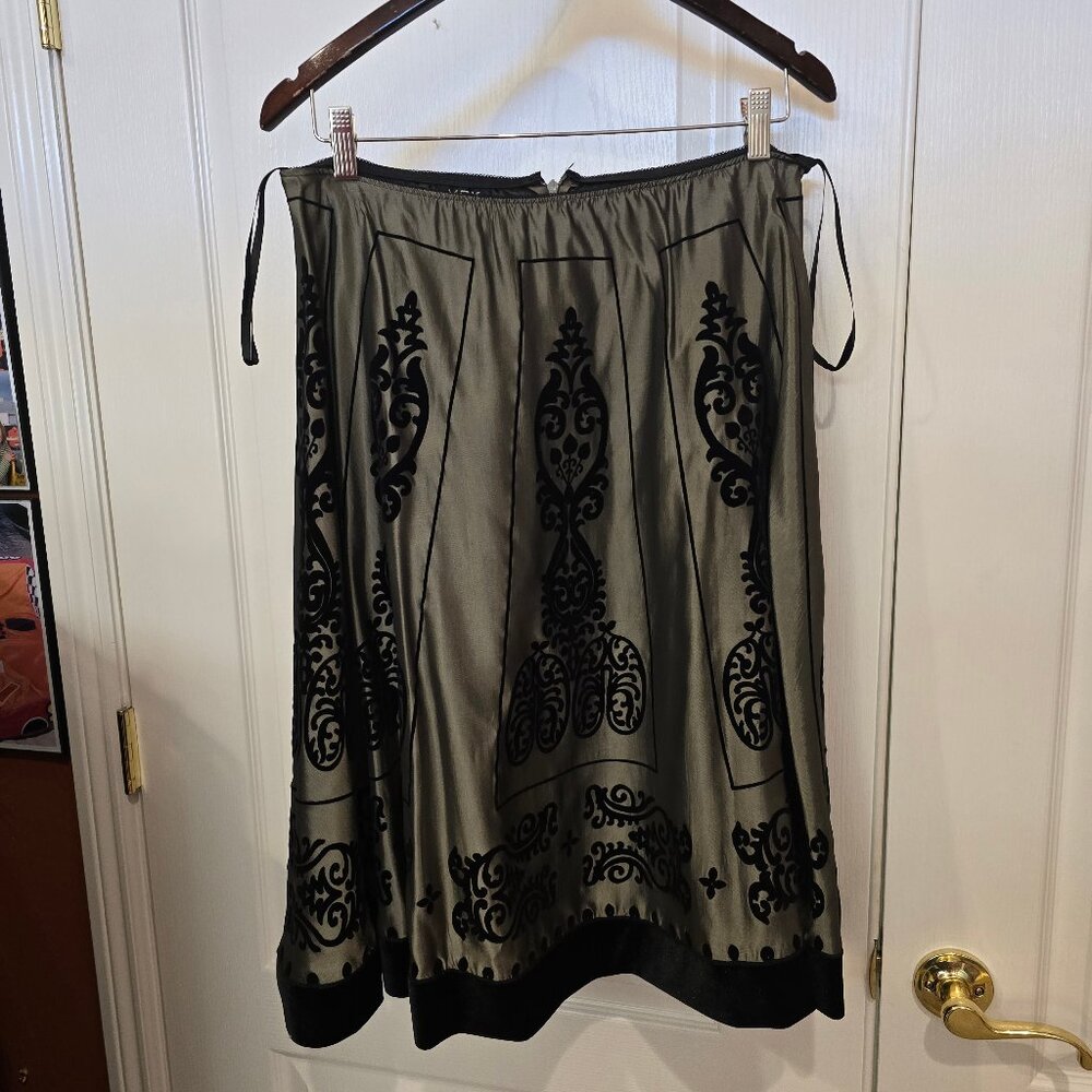 MSK Skirt green blackGray with Black Velvet Floral Design L